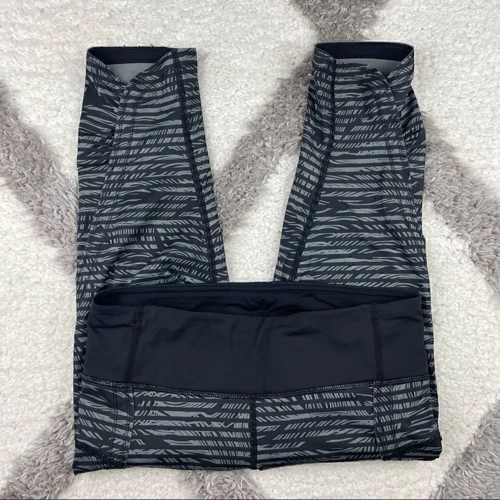 Lululemon Run: Top Speed Crop - Picture 4 of 5